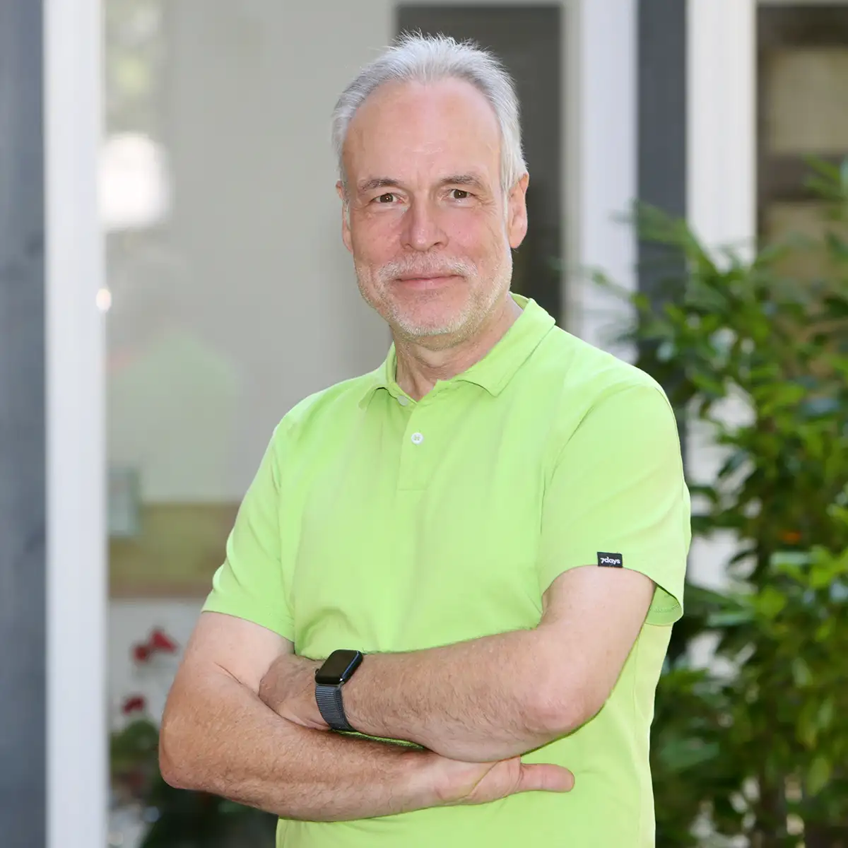 Porträt Dr. Tom Peterhansl